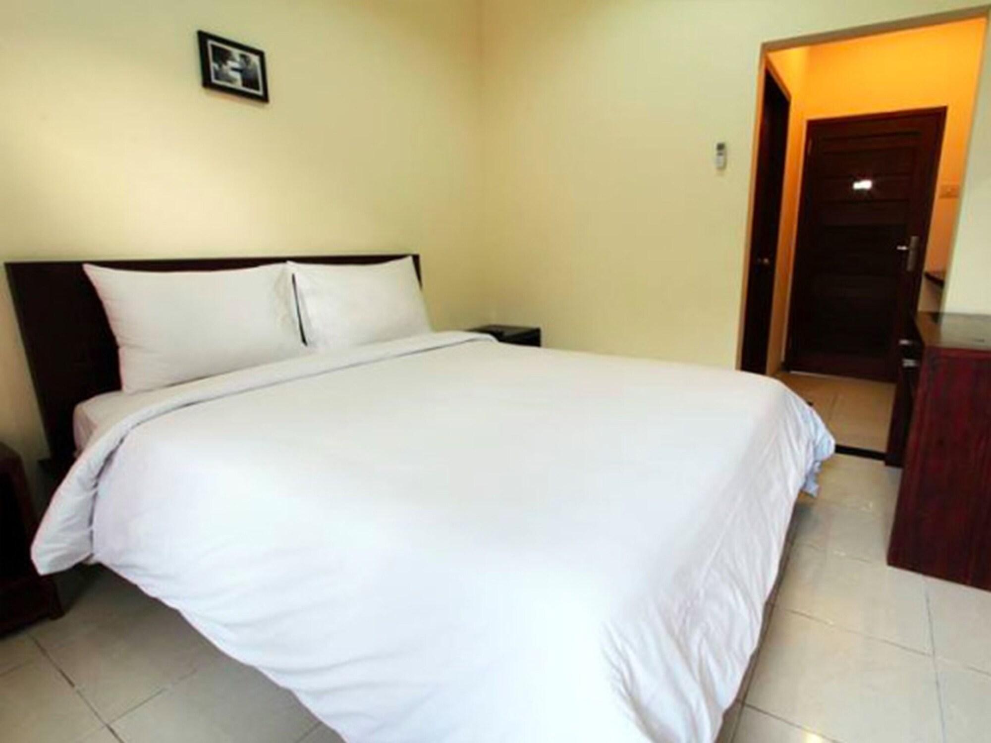 Surya Inn Kuta Lombok Buitenkant foto
