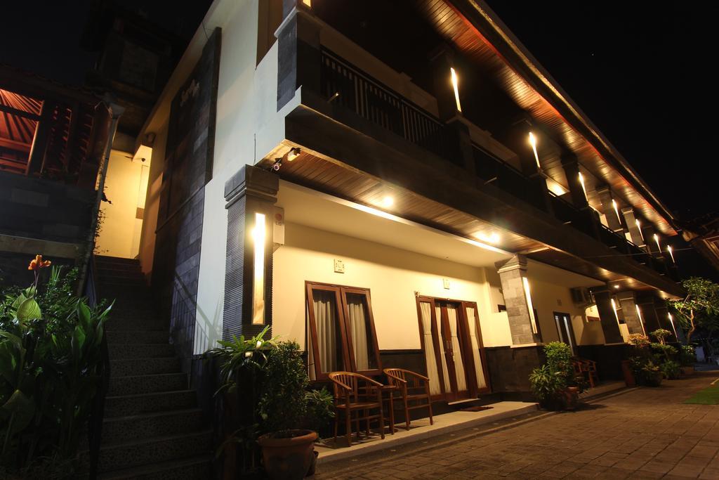 Surya Inn Kuta Lombok Buitenkant foto
