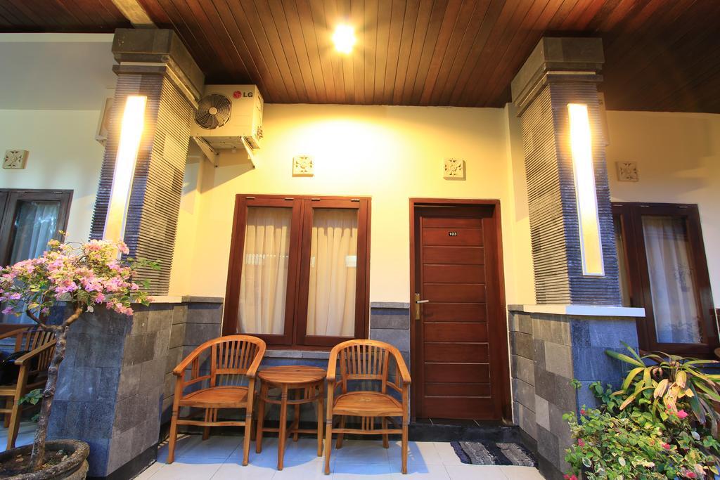 Surya Inn Kuta Lombok Buitenkant foto