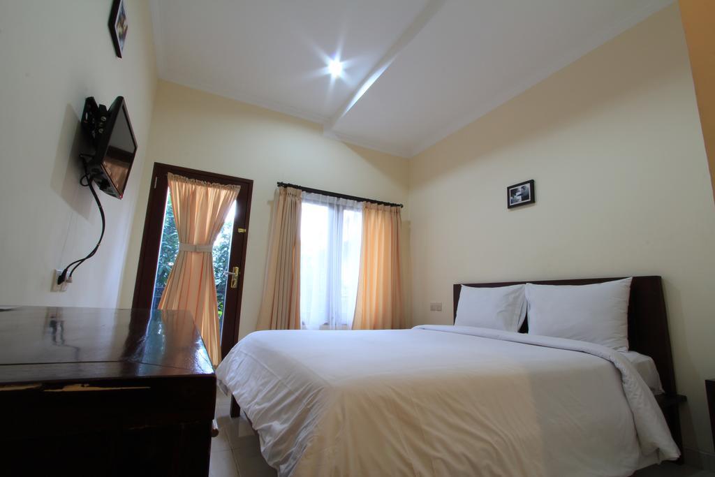 Surya Inn Kuta Lombok Buitenkant foto