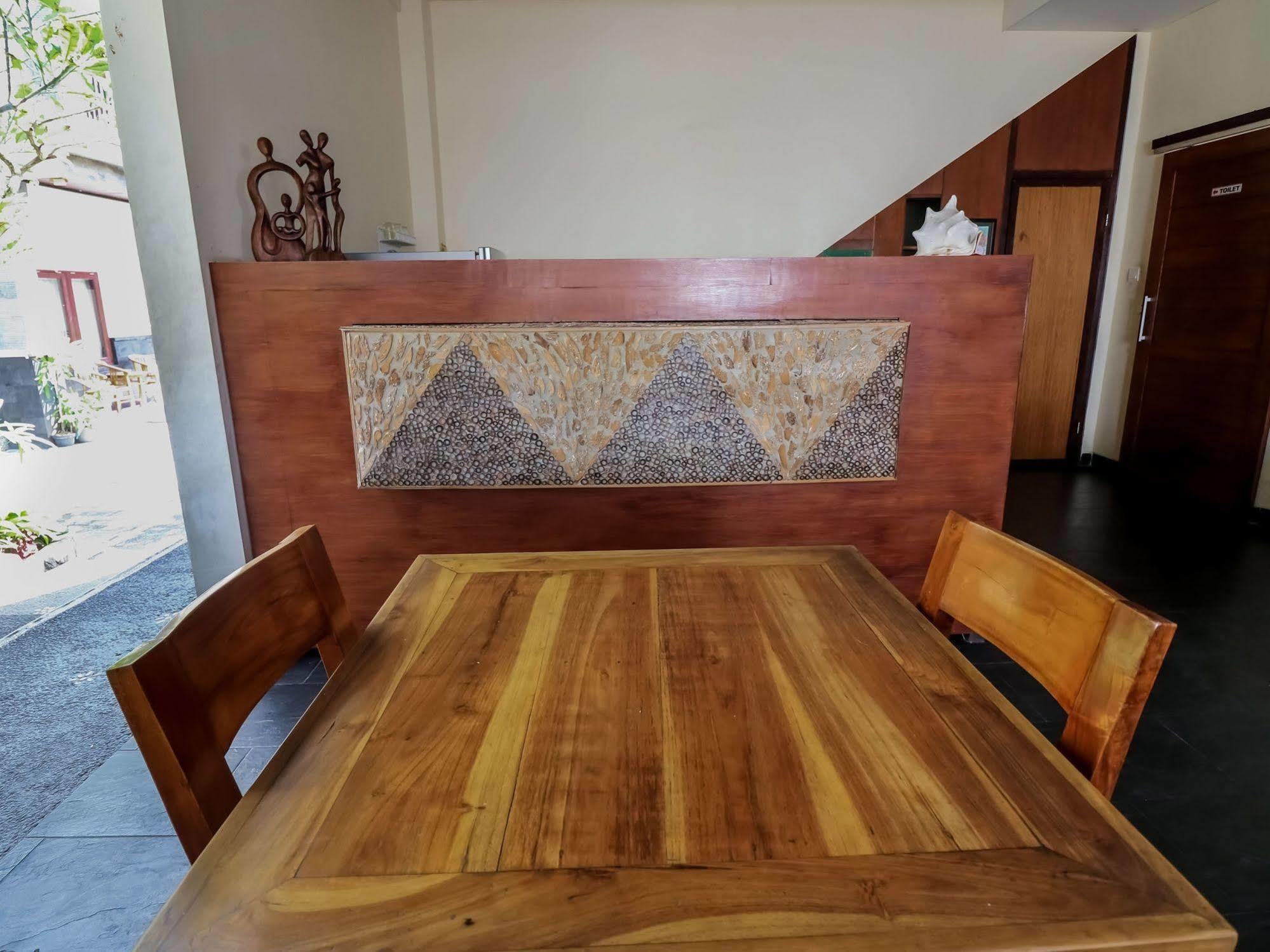 Surya Inn Kuta Lombok Buitenkant foto